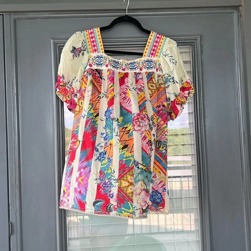 Johnny Was, size medium top. - Picture 1 of 3